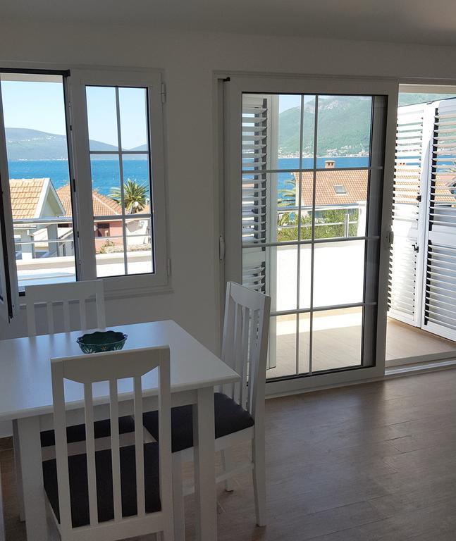 Apartment Milas Teodo Esterno foto